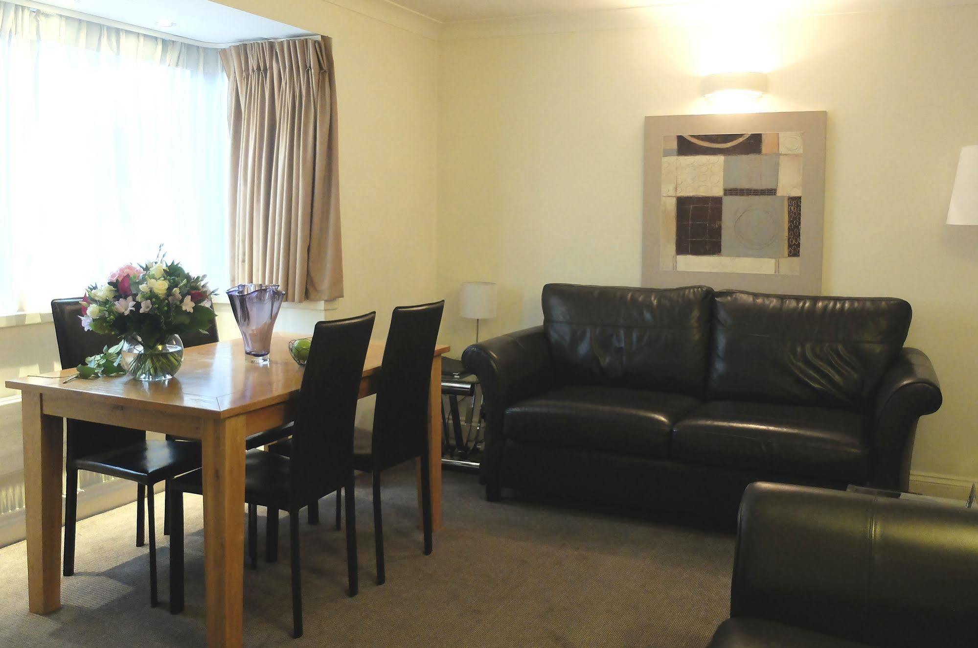 15 Basil Street Knightsbridge, Luxury Serviced Apartments Лондон Екстериор снимка