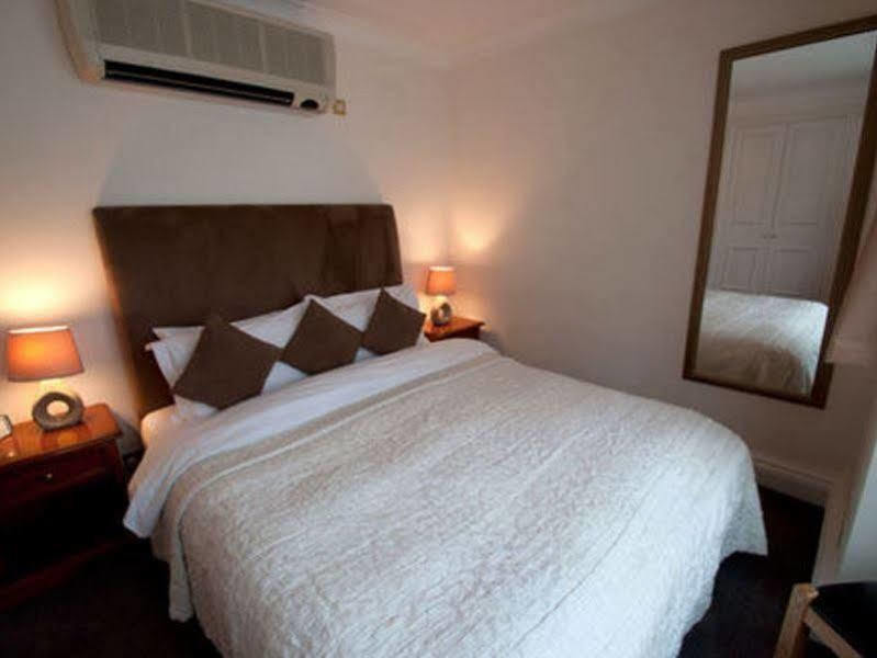 15 Basil Street Knightsbridge, Luxury Serviced Apartments Лондон Екстериор снимка